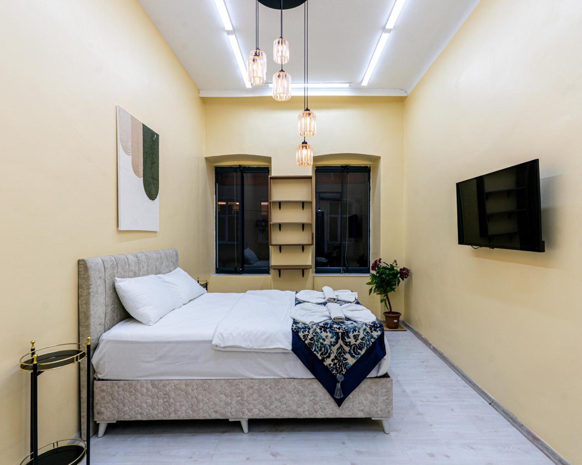 Galata Comfortable 12 Suits — Photos 1